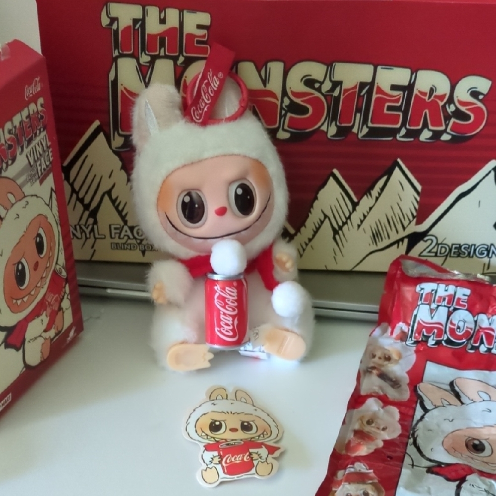 The Monsters Vinyl Face Blind Box - Picture 15 of 17